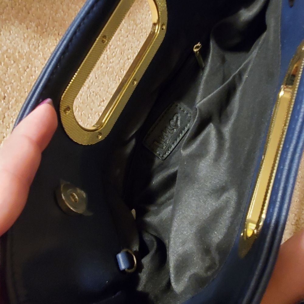 Navy Clutch - Picture 4 of 5